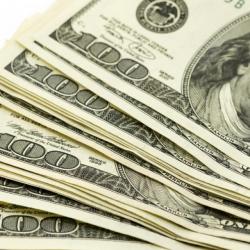 Нацбанк КР предпринимает меры для стабилизации курса доллара